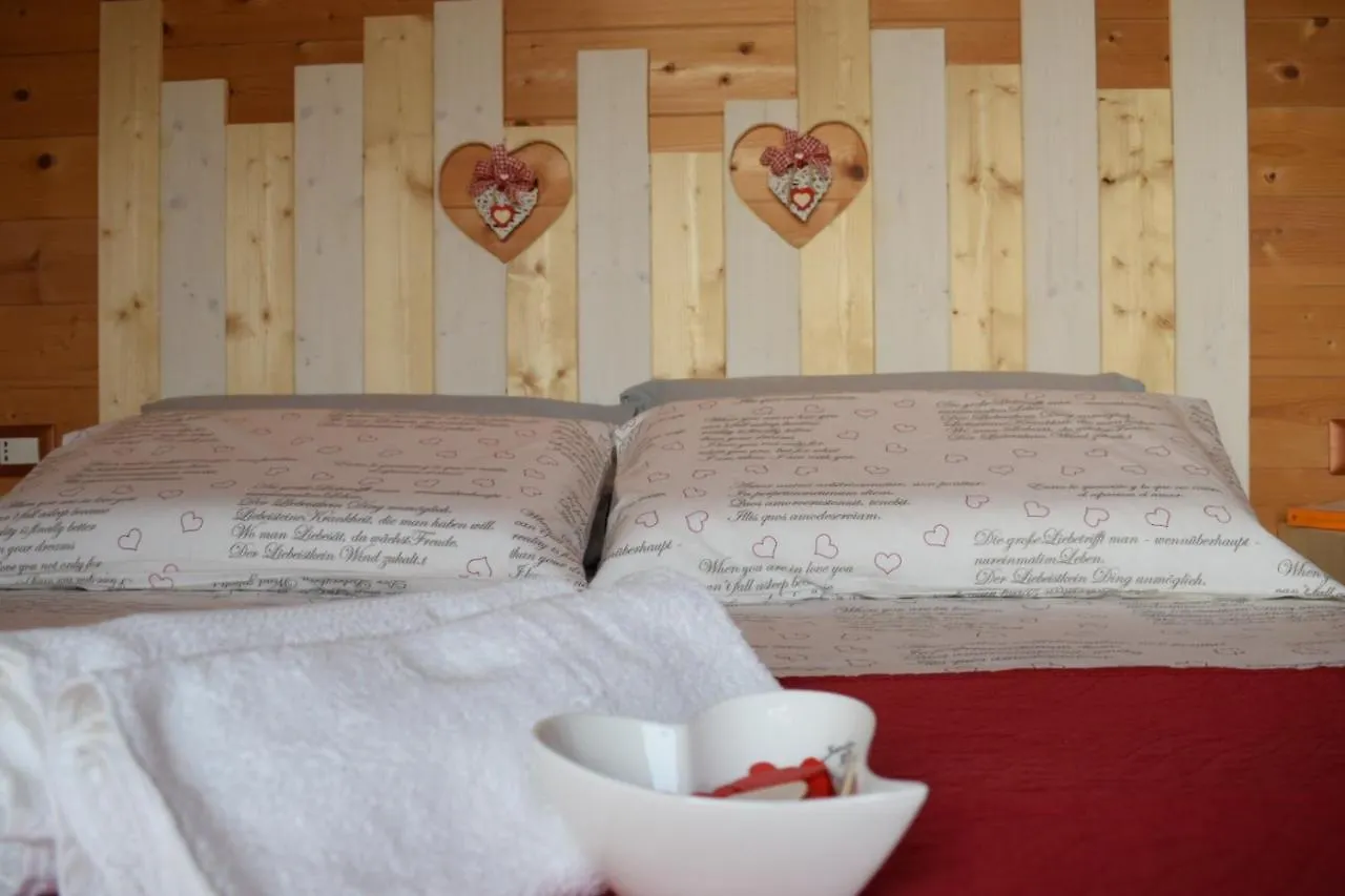 2 Cuori E Un B&B Sueglio Oda ve Kahvaltı