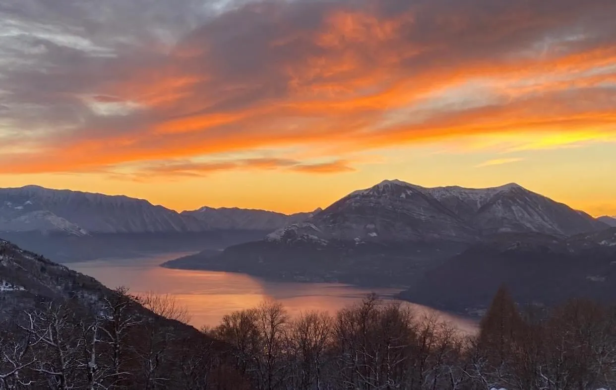 Oda ve Kahvaltı 2 Cuori E Un B&B Sueglio